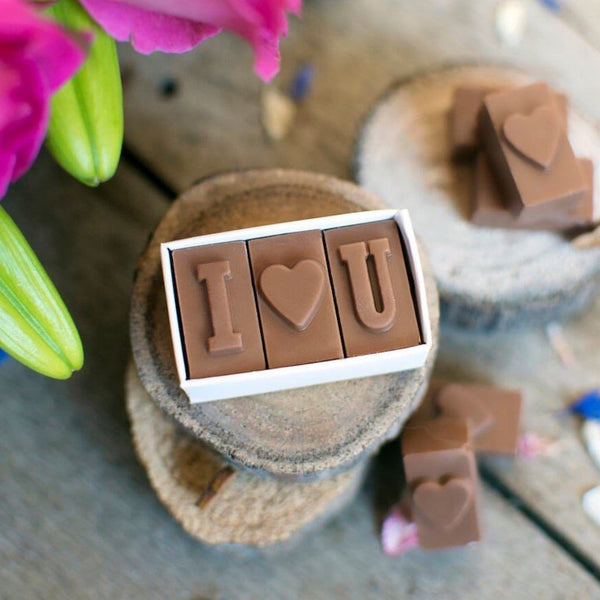 Mini Chocolate I Love You - Gifts > Valentines Day > Chocolate > Personalised Chocolate > Chocolate Card Morse Toad